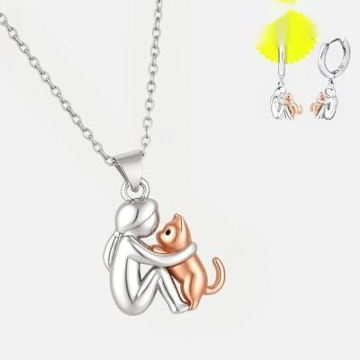 Fashionable And Creative Little Girl Hug Kitty Necklace