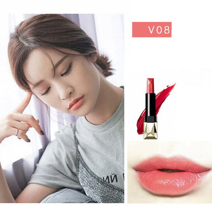 Long lasting moisturizing matte lipstick