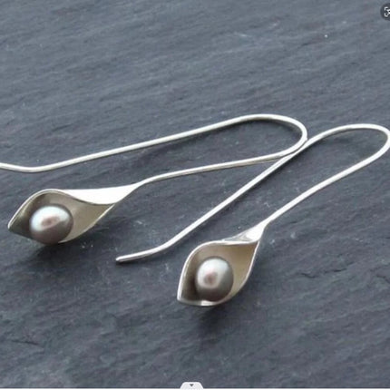 Geometric Silver Inlaid Pearl Dark Night Ear Hanging Retro