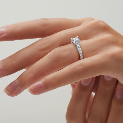 18K/14K/10K White/Yellow/Rose Gold Princess Cut Moissanite Engagement Ring, Free Engraving, 30-Day Returns
