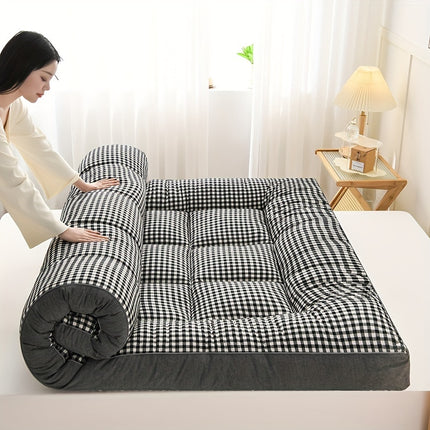 1pc Soft And Warm Japanese-Style Grid Mattress, Foldable, Suitable for Floors And Tatami, Usable in All Seasons