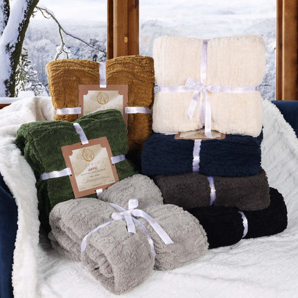 King White Fleece Knitted Plush Blanket