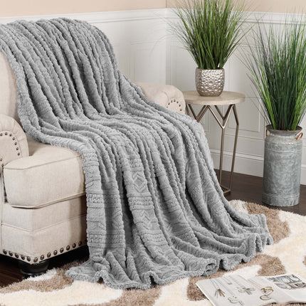 Twin Platinum Geometric Fleece Woven Plush Blanket