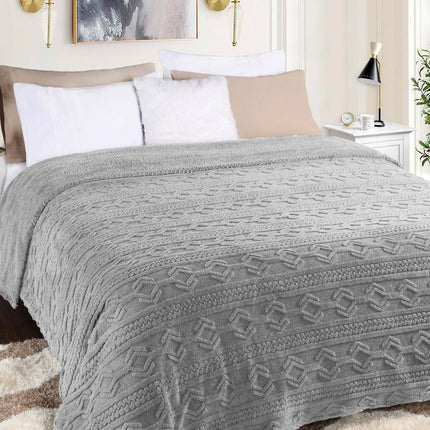 Twin Platinum Geometric Fleece Woven Plush Blanket