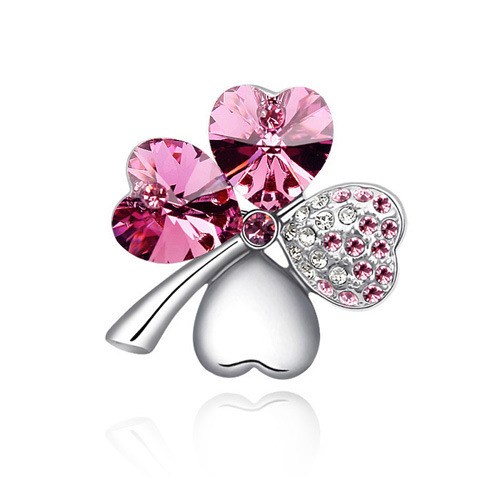 Sweet four-leaf clover diamond brooch