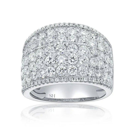 Fashionable Finger Jewelry Ring For Women Luxurious Engagement Ring