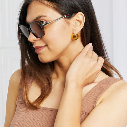 5ef9dfcbec2447c5bb05ba11e76b4aff-Max