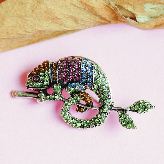 Alloy chameleon brooch
