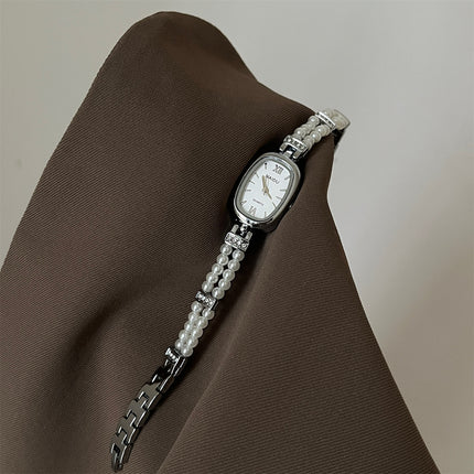 Women's Oval Disk Simple Fashion Pearl Watch