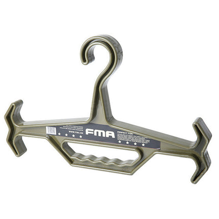 Outdoor training vest hanger