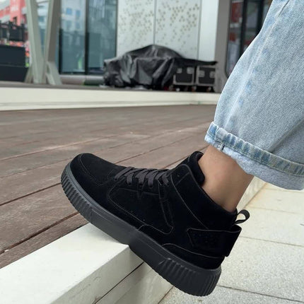 Fashion-Forward, Men's Trendy Solid High Top Skate Shoes, Comfy Non Slip Casual Lace Up Sneakers for Men's