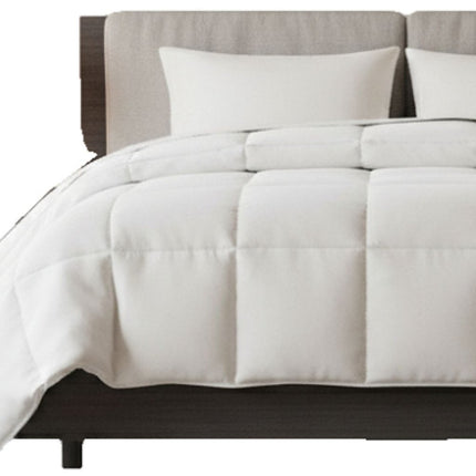 Set of Two White Ring Stitch Polyester Sham And Comforter