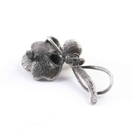 Personalized flower brooch