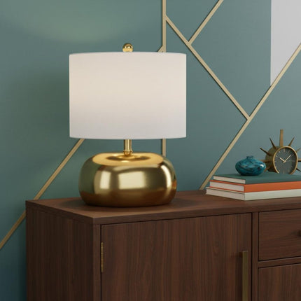 20" Clear Round Table Lamp With Novelty Shade