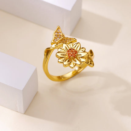 Womens Versatile Creative Ring With A Rotating Design