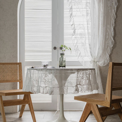 Lace-trimmed Balcony Bay Window With White Sand Partition And Wavy Pastoral Curtains