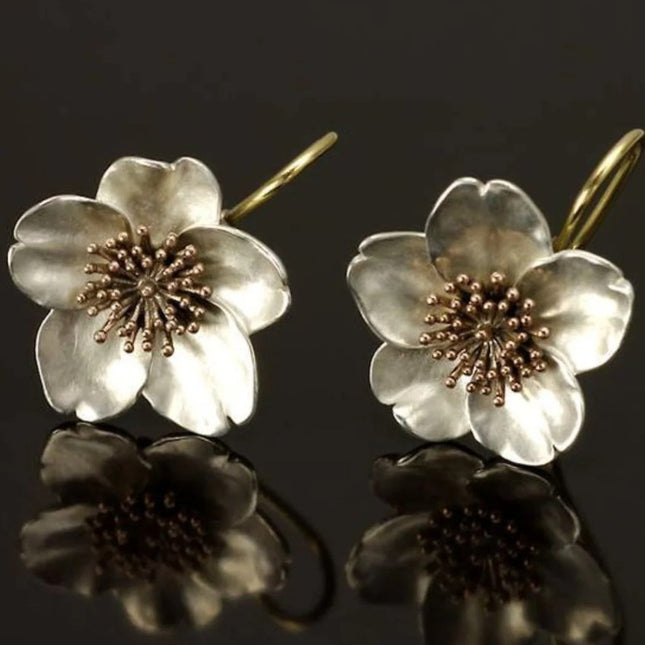 New Flower Earrings Retro Fashion Creative