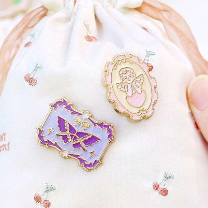 Metal Emblem Flower And Dream Tour Retro Girl Breastpin