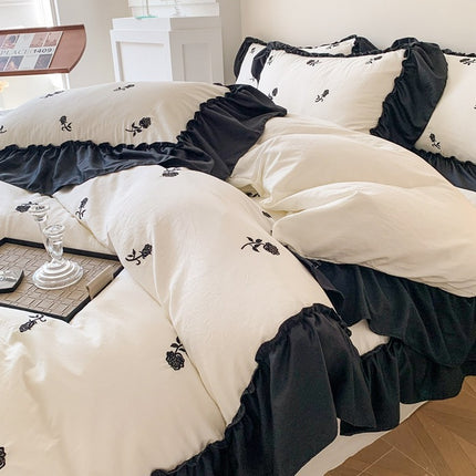 Embroidered Wide Edge Floral Duvet Cover Fitted Sheet
