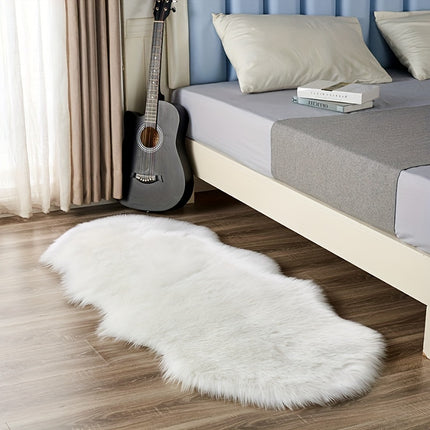 Soft and Fluffy Sheepskin Carpet - Non-slip Artificial Fur Carpet for Bedroom, Living Room and Game Room
