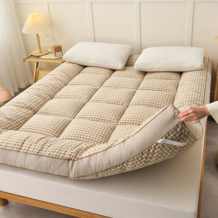 1pc Soft And Warm Japanese-Style Grid Mattress, Foldable, Suitable for Floors And Tatami, Usable in All Seasons