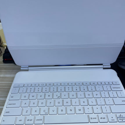 Suitable Rotatable Backlit Bluetooth Keyboard Case