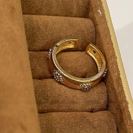 Mid-Range Light-Luxury Niche Zircon Gold Ring For Women