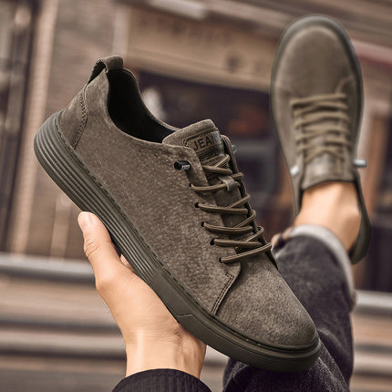 Men's Low-Top Skate Sneakers - Breathable Winter-Ready Skate Shoes with Elastic Closure