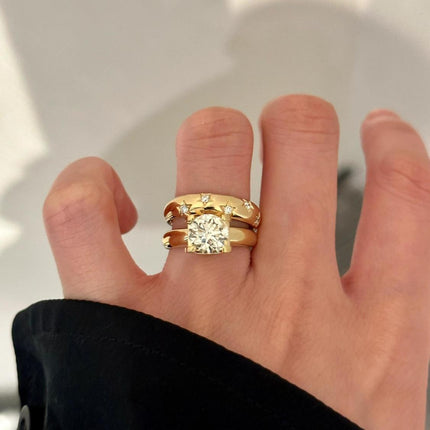 French-style Subtly Luxurious Gold-colored Cow-head Diamond-look Ring