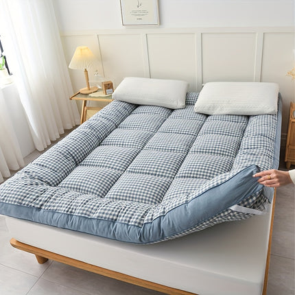 1pc Soft And Warm Japanese-Style Grid Mattress, Foldable, Suitable for Floors And Tatami, Usable in All Seasons
