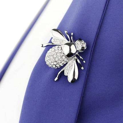 Cute bee brooch cardigan pin