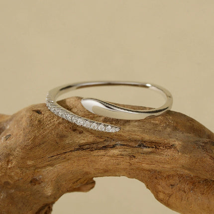 Stylish Personalized High-end Hand Jewelry