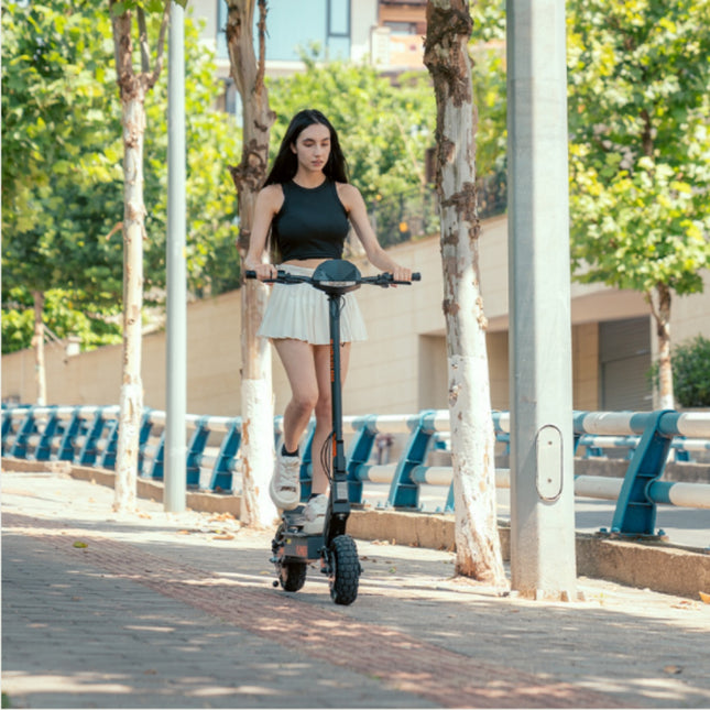 KUKIRIN G2 Electric Scooter | 720WH Power | 48V 15.6Ah Battery