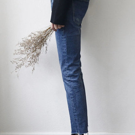 9e9d9d85-bd32-4d80-a5ca-a21281a185cb-Max