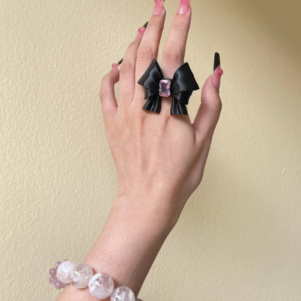 Fashionable Minimalist Ring With A Trendy Design