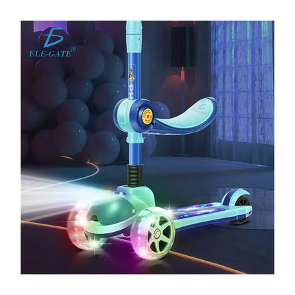 Children's scooter with adjustable seat, 3 wheels, multi-color light and sound / jug.28