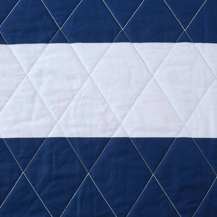 Full/Queen 3 Piece Coastal Reversible Navy Blue White Sharks Cotton Quilt Set