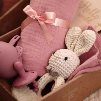 Full moon birth with hand gift, bath towel, wool brush, baby shower mouth, water towel, pacifier set