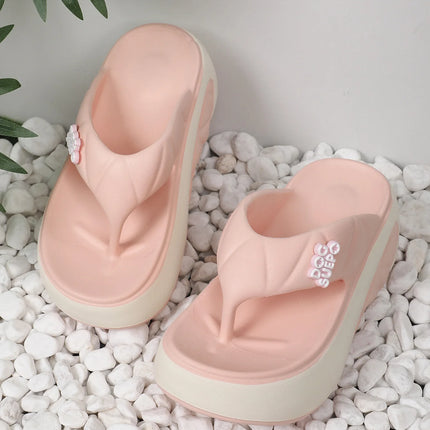 Women Slippers New 2024 Summer Casual Women Sandals Style Fashion Rivet Flip Flops Top Quality Flat Solid Slippers Slides Women