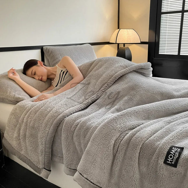 New Grade A Half Sides Fleece Autumn Winter Warmth Blankets Soft Fluffy Keep Warm Sofa Blankets for Throw Napping Shawl Blanket