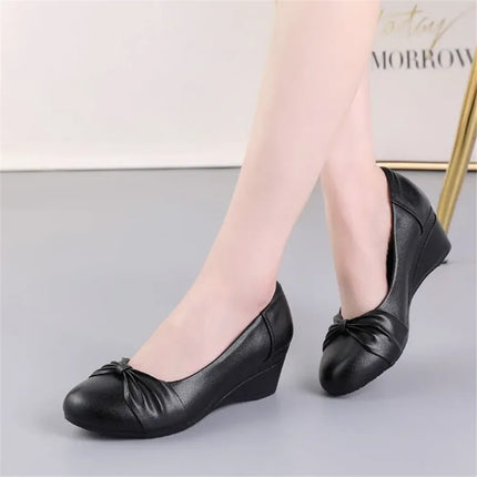 light weight black spring comfort slip on wedge heel shoes lady cool black leather heel