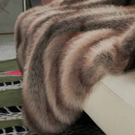 Luxury Faux Fur Blanket High-end Bed  Fox Fur Blankets For Beds Plaid on The Sofa