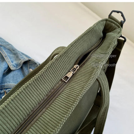 Fashion Versatile Shoulder Bag College Wind Commuting Corduroy Square BagUnisex Large Capacity Leisure Portable Crossbody Bag