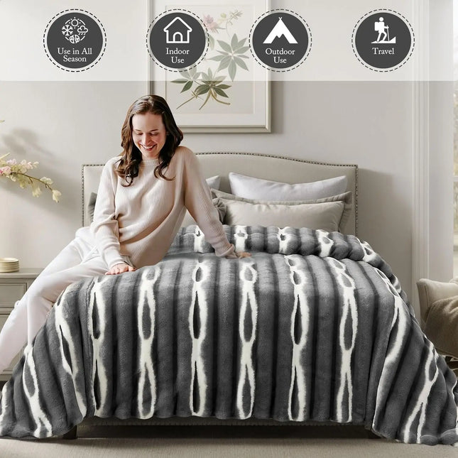 Luxury Thick Faux Fur Mink Cashmere Throw Blanket Warm Cozy Blankets for Couch Bed Sofa Soft Reversible Fuzzy Mink Blanket