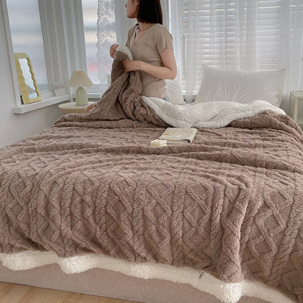 Foreign Trade Lamb Velvet Blanket Coral Flannel Sofa Cover Blanket Nap Office Shawl Air Conditioning Small Blanket Gift