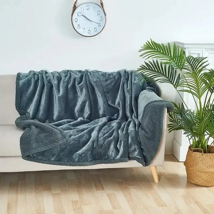 Luxury Shaggy Couple's Blanket - Winter Waterproof Thickened Warm Blanket for