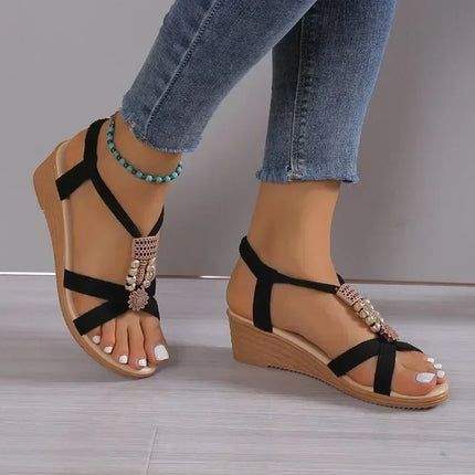 New Style Round Toe Wedge Heel Metal Decorated Fashionable Women's Shoes Flat Wear-resistant Comfortable Casual Sandals