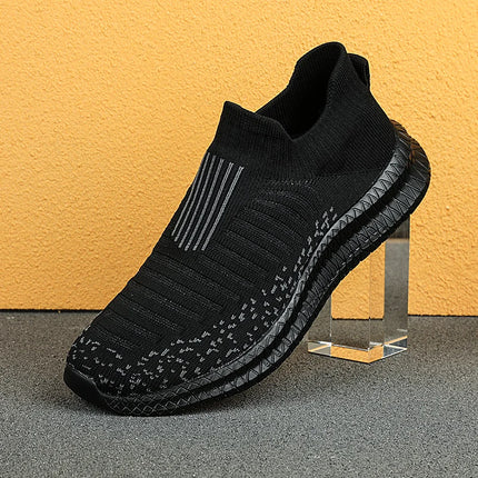 Men Casual Shoes Lightweight Outdoor Male Walking Shoes