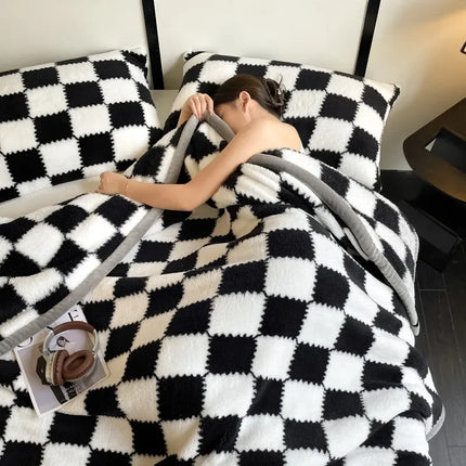 Plush Warm Winter Blanket A Grade Plaid Coral Fleece Soft Thick Bed Blankets for Sofa Single Double Couple Furry Bedspread