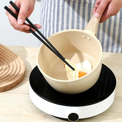 Frying Pan Maifan Wooden Handle.